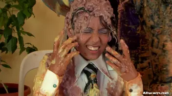 Don't Piss Off This Waitress! Screencap 81 on sinx.preview.netperv.com