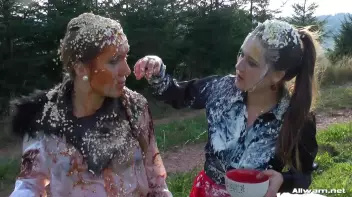 Food Fight On The Farm Screencap 108 on sinx.preview.netperv.com