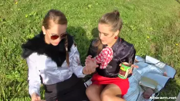 Food Fight On The Farm Screencap 23 on sinx.preview.netperv.com