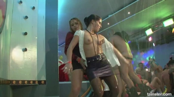 Welcome To The Mad House Part 2 - Cam 4 Screencap 88 on sinx.preview.netperv.com