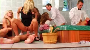 Let Them Eat Their Cakes! Screencap 6 on sinx.preview.netperv.com