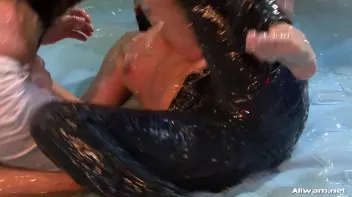 Gel Wrestling Hotties Screencap 72 on sinx.preview.netperv.com