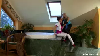 Bathtime Buddies Get The Full Rub-Down Screencap 14 on sinx.preview.netperv.com