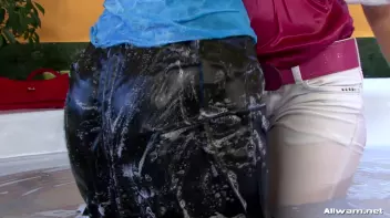 Bathtime Buddies Get The Full Rub-Down Screencap 83 on sinx.preview.netperv.com