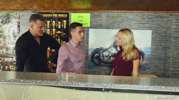 Bring The Bi To The Bar! Screencap 8 on sinx.preview.netperv.com