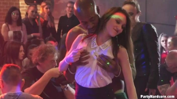 Party Hardcore Gone Crazy Vol. 34 Part 1 - Cam 2 Screencap 16 on sinx.preview.netperv.com