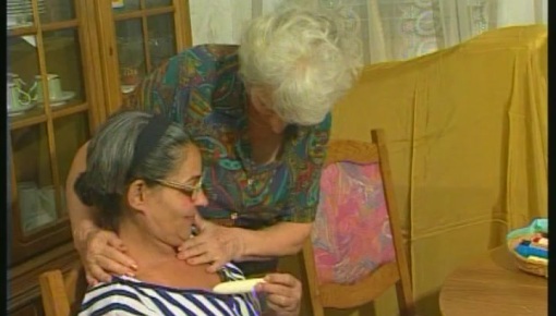 Latest deal - Omas besorgen es sich mit den Dildos