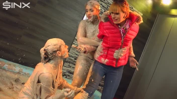 Kick Her While She's Down Screencap 18 on sinx.preview.netperv.com