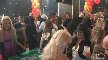 Gash Gamblers Part 1 - Cam 1 Screencap 50 on sinx.preview.netperv.com