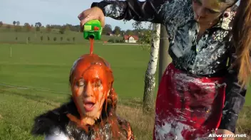 Food Fight On The Farm Screencap 102 on sinx.preview.netperv.com