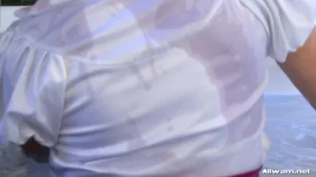 Bathtime Buddies Get The Full Rub-Down Screencap 60 on sinx.preview.netperv.com