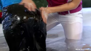 Bathtime Buddies Get The Full Rub-Down Screencap 78 on sinx.preview.netperv.com