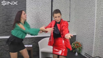 Bitchy Boss Catfights With Her Assistant Screencap 29 on sinx.preview.netperv.com