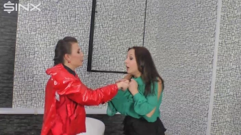 Bitchy Boss Catfights With Her Assistant Screencap 33 on sinx.preview.netperv.com