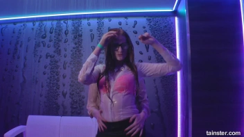 Busty Babes Wet Dance-Off Screencap 81 on sinx.preview.netperv.com