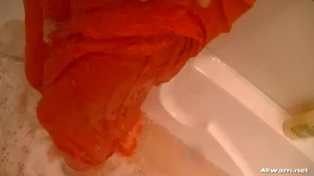 Shower Down That Sexy Dress Screencap 85 on sinx.preview.netperv.com