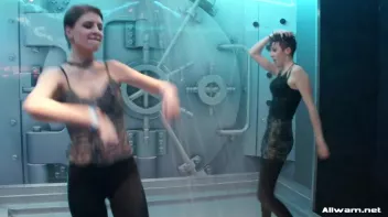 They Could Shower For Hours... Screencap 8 on sinx.preview.netperv.com