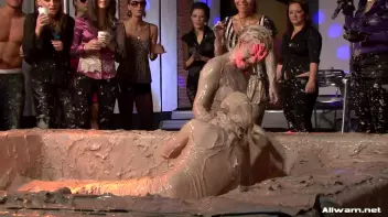 Eliss vs. Jordan Mud Massacre Screencap 16 on sinx.preview.netperv.com