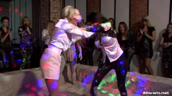 Eliss vs. Jordan Mud Massacre Screencap 37 on sinx.preview.netperv.com