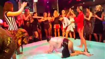 Brutal Gel Fight Screencap 70 on sinx.preview.netperv.com