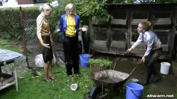 High Class Garden Mess Screencap 49 on sinx.preview.netperv.com