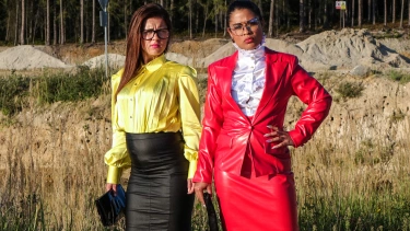 Latest deal - Mud Wrestling Cuties Water War