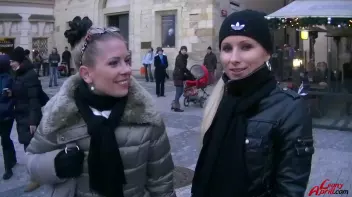 Sightseeing Always Gets These Piss Fiends In The Mood! Screencap 5 on sinx.preview.netperv.com