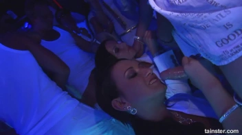 White Sensation Part 1 - Cam 4 Screencap 85 on sinx.preview.netperv.com