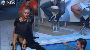 Gorgeous Models Get Wet For The Gym Guys! Screencap 37 on sinx.preview.netperv.com