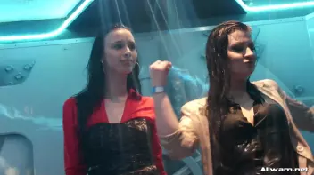 Wet 'n Wild Screencap 12 on sinx.preview.netperv.com