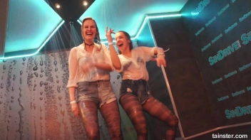 They Love It Wet and Frisky! Screencap 56 on sinx.preview.netperv.com