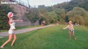 Sports Can Tear Some Friends Apart! Screencap 2 on sinx.preview.netperv.com