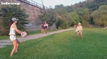 Sports Can Tear Some Friends Apart! Screencap 3 on sinx.preview.netperv.com