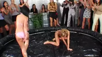 Girls Only Greasy Bikini Battle Screencap 23 on sinx.preview.netperv.com