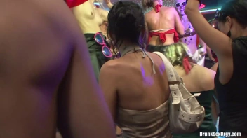 Bikini Beach Balls Part 6 - Cam 2 Screencap 98 on sinx.preview.netperv.com