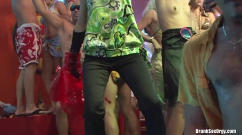 Bikini Beach Balls Part 6 - Cam 2 Screencap 99 on sinx.preview.netperv.com