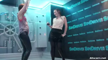 Hotties Workin' That Wetlook! Screencap 10 on sinx.preview.netperv.com