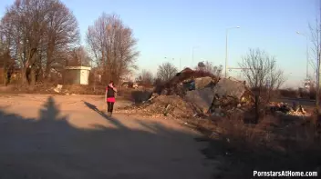 Roadside Piss and Pussy Play Screencap 62 on sinx.preview.netperv.com
