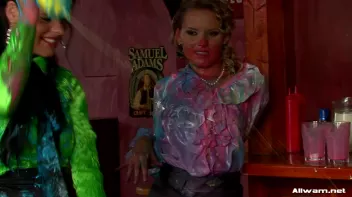 Smoothie Shop WAM Catfight Screencap 35 on sinx.preview.netperv.com