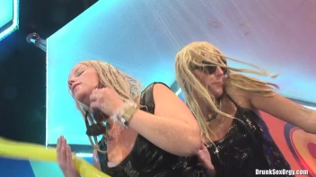 Bikini Beach Balls Part 5 - Cam 4 Screencap 26 on sinx.preview.netperv.com