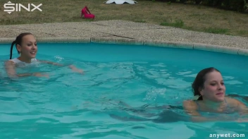 Sexy Swim Babes Play In The Pool Screencap 16 on sinx.preview.netperv.com