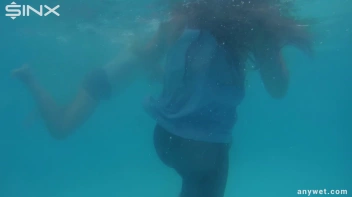 Sexy Swim Babes Play In The Pool Screencap 40 on sinx.preview.netperv.com