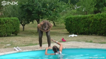 Sexy Swim Babes Play In The Pool Screencap 12 on sinx.preview.netperv.com