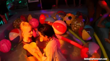 Summer Jam Bang Part 4 - Hardcore Cam Screencap 87 on sinx.preview.netperv.com