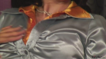 Sexy Ripping Secretaries Screencap 19 on sinx.preview.netperv.com