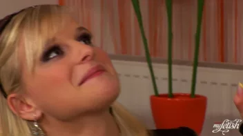 Aspiring Singer Aims To Impress Screencap 14 on sinx.preview.netperv.com