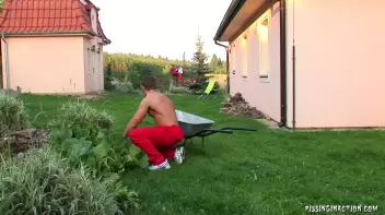 The Landscaper Screencap 2 on sinx.preview.netperv.com