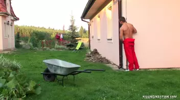 The Landscaper Screencap 3 on sinx.preview.netperv.com