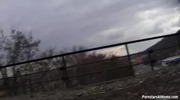 The Right Side Of The Tracks Screencap 74 on sinx.preview.netperv.com