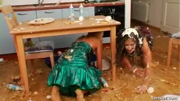 Anniversary Party Food Fight Screencap 91 on sinx.preview.netperv.com